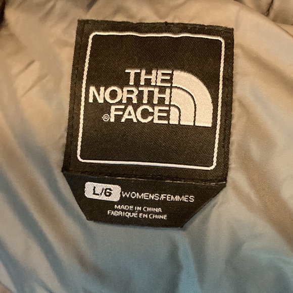 Brown North Face winter jacket - Picture 2 of 4